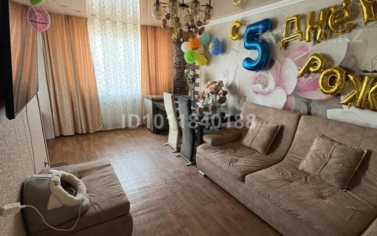 3-бөлмелі пәтер · 62 м² · 5/5 қабат, Просп. Абая Кунанбаева 70А, бағасы: 14 млн ₸ в Шахтинске — фото 7