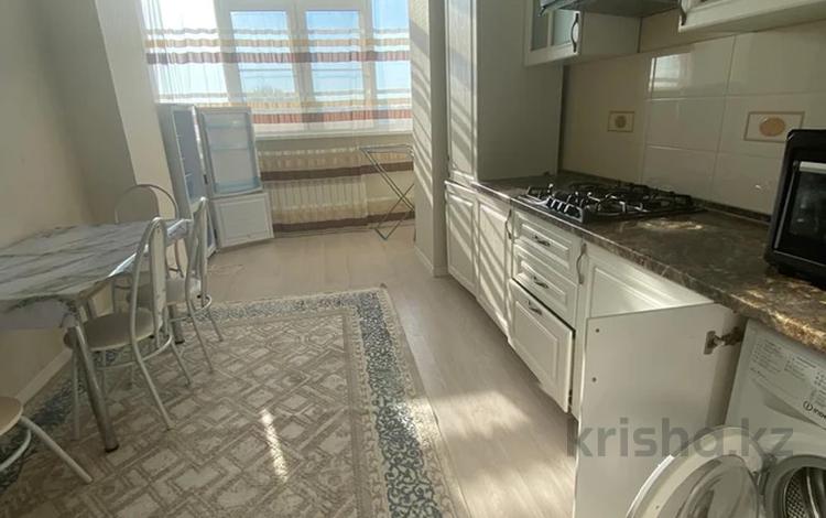 1-комнатная квартира · 53 м² · 5/10 этаж, мкр. Алтын орда, Г. Жубановой 146 за 160 000 ₸ в Актобе — фото 2