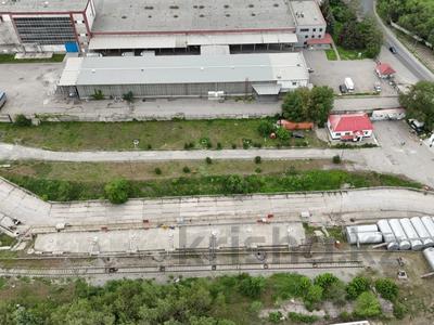 Өнеркәсіптік база · 217 сотық, Ангарская 131Б — Северное кольцо, бағасы: 2.6 млрд ₸ в Алматы, Жетысуский р-н
