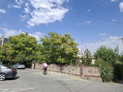 Жеке үй · 8 бөлме · 120 м² · 7 жүзд., мкр Айколь, Байдибек Би 242-4 — Напротив Наурыз парка, бағасы: 55 млн ₸ в Шымкенте, Туран р-н