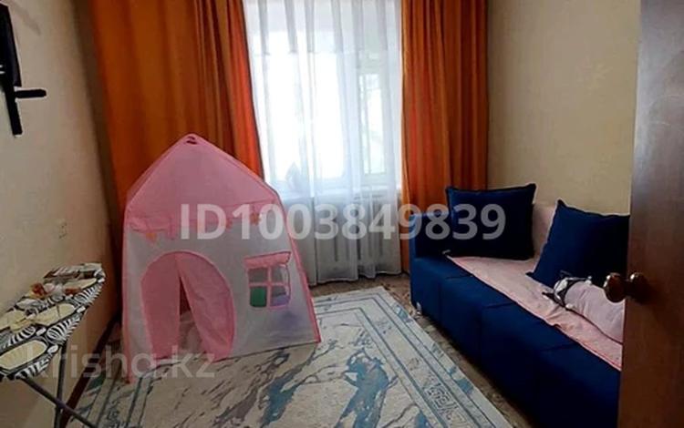 3-бөлмелі пәтер · 63 м² · 2/5 қабат, СМП 163 ш/а. 3, бағасы: 16 млн ₸ в Атырау, мкр СМП 163 — фото 2