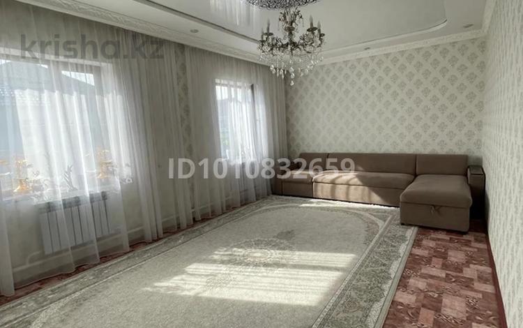 Жеке үй · 4 бөлме · 105 м² · 7.6 жүзд., Арай-2 ш/а., Жм Арай — М. Атабаева- Д. Баянова, бағасы: 40 млн ₸ в Таразе, мкр Арай-2 — фото 2