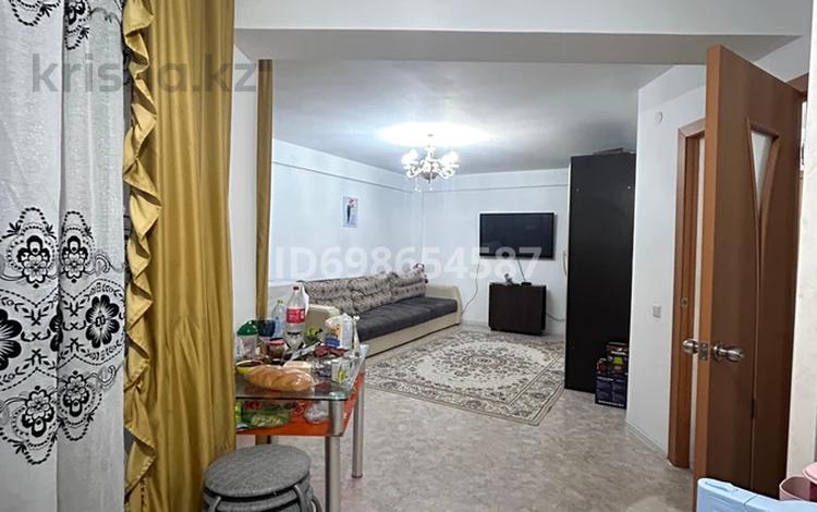 1-бөлмелі пәтер · 40.7 м² · 6/24 қабат, Момышулы 26/2 — Трилистник, бағасы: 15 млн ₸ в Караганде, Казыбек би р-н — фото 2