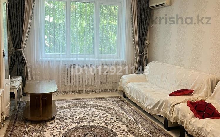 3-комнатная квартира · 87.3 м² · 2/5 этаж, мкр №11 28 за 70 млн ₸ в Алматы, Ауэзовский р-н — фото 2