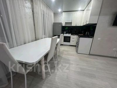 2-комнатная квартира · 60 м², Астана 22 за 17 000 ₸ в Усть-Каменогорске