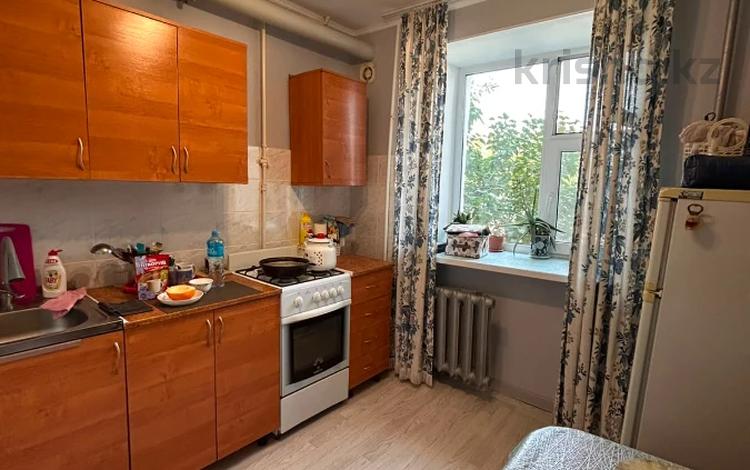 1-бөлмелі пәтер · 31 м² · 1/5 қабат, 12 ш/а., бағасы: 12.5 млн ₸ в Актобе, мкр 12 — фото 2
