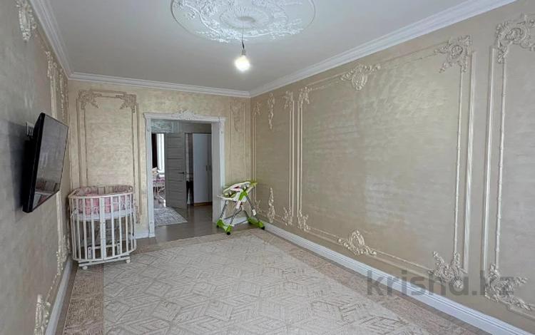 3-бөлмелі пәтер · 87.9 м² · 9/9 қабат, Алтын орда ш/а., Мангилик ел, бағасы: 31 млн ₸ в Актобе, мкр. Алтын орда — фото 2