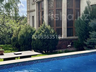 Отдельный дом • 9 комнат • 500 м² • 7.5 сот., Оспанова 85 за 425 млн 〒 в Алматы, Медеуский р-н