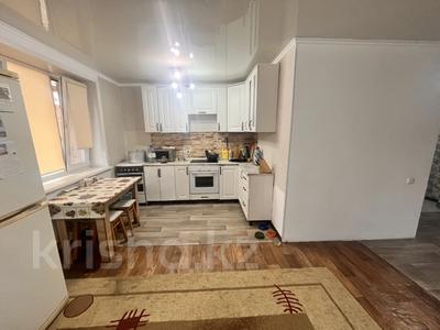 2-комнатная квартира · 42 м² · 1/3 этаж, Кошкарбаева за 10.5 млн ₸ в Кокшетау