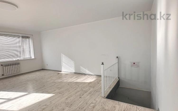 1-бөлмелі пәтер · 82.8 м² · 1/5 қабат, Сарыарка 25/7, бағасы: ~ 16.8 млн ₸ в Кокшетау — фото 2