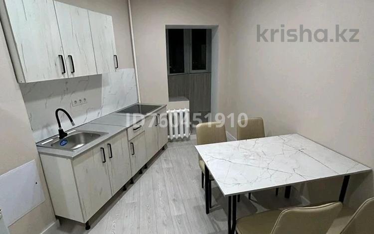 2-комнатная квартира · 52 м² · 8/12 этаж, Толеби 278 — Толеби -Тилендиева за 300 000 ₸ в Алматы, Алмалинский р-н — фото 2