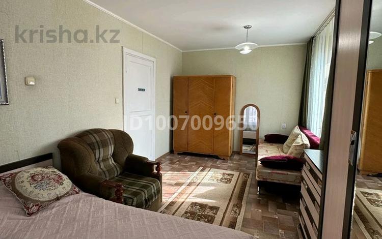 2-комнатная квартира · 48 м² · 3/5 этаж, проспект яабая 13 — пересечение пр.Абая и Есть батыра, рядом с магазином Анвар за 12.5 млн ₸ в Актобе — фото 2