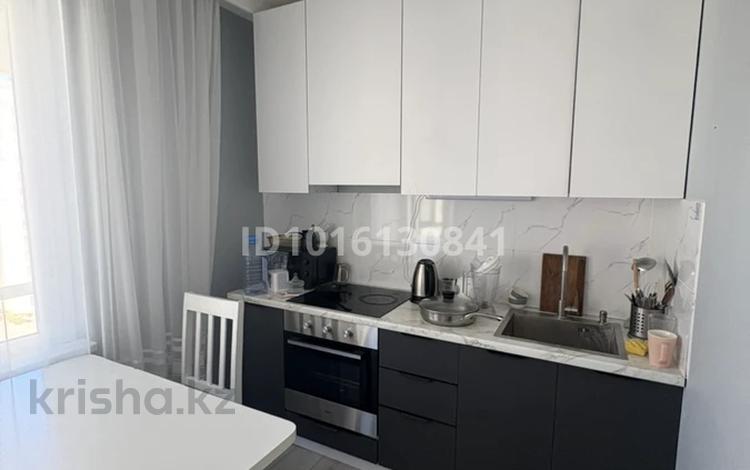 1-комнатная квартира · 42 м², Е-305 6 за 280 000 ₸ в Астане, Есильский р-н — фото 2