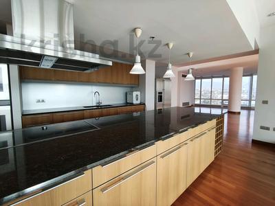 4-комнатная квартира · 317 м², Аль-Фараби за 700 млн 〒 в Алматы, Бостандыкский р-н