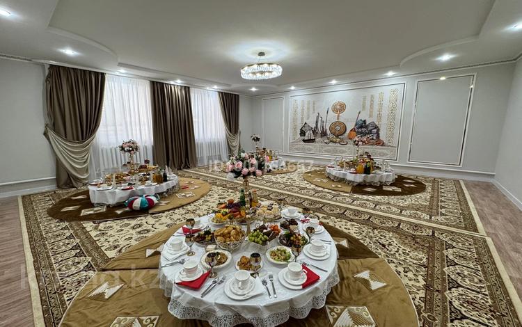 Отдельный дом · 6 комнат · 283 м² · 10 сот., Қожашева 43/1 за 42.5 млн ₸ в  — фото 2