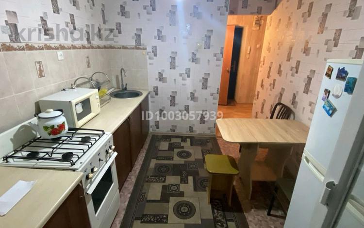 1-бөлмелі пәтер · 37 м² · 4/5 қабат, мкр Шанхай, Рыскулова 271 — Рыскулова/Макаренко, бағасы: 100 000 〒 в Актобе — фото 2