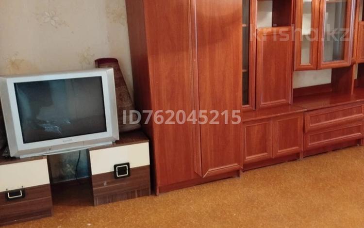 3-бөлмелі пәтер · 54 м² · 1/5 қабат, мкр Восток 40 — Детский сад Нурлан, бағасы: 26 млн ₸ в Шымкенте, Аль-Фарабийский р-н — фото 2
