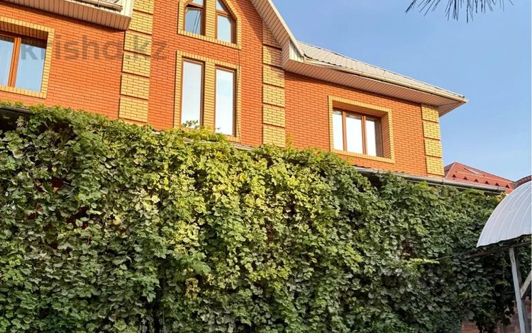 Отдельный дом · 5 комнат · 400 м², мкр Коктобе за 350 млн ₸ в Алматы, Медеуский р-н — фото 12
