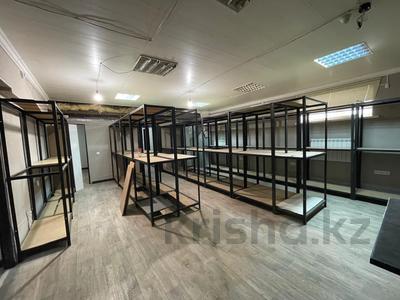 Еркін, кеңселер, дүкендер мен бутиктер, білім орталықтары · 385 м², бағасы: 15 млн ₸ в Актобе, мкр Авиагородок