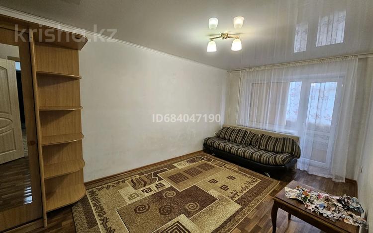 1-комнатная квартира · 31 м² · 3/5 этаж, Пришахтинск, 21й микрорайон 10 за 100 000 ₸ в Караганде, Алихана Бокейханова р-н — фото 2