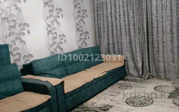 3-бөлмелі пәтер · 60 м² · 5/5 қабат, Муратхана Бейсенбайева 6, бағасы: 19 млн ₸ в Семее — фото 34