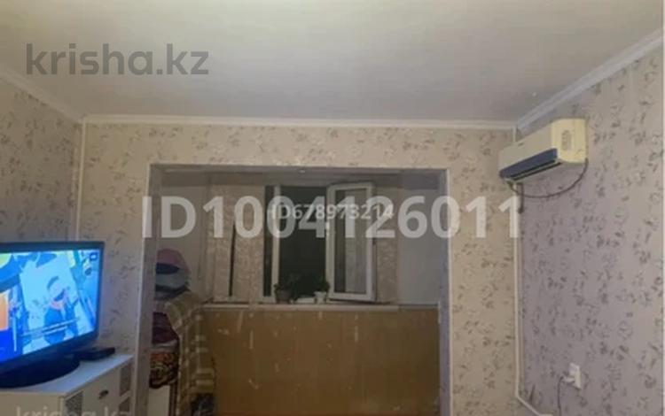 2-бөлмелі пәтер · 40 м² · 1/5 қабат, мкр Турлан, М Тореза 6 Б — Рядом есть школа, садик ,остановка ( Без ремонта), бағасы: 15 млн ₸ в Шымкенте, Абайский р-н — фото 8