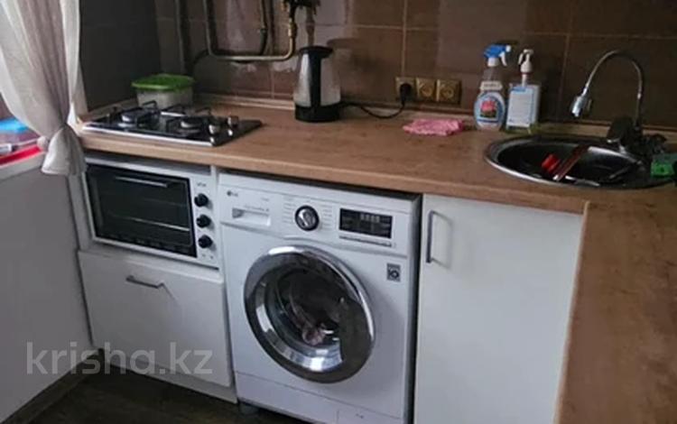 3-комнатная квартира · 55 м² · 3/4 этаж, театральная — Черемушки за 15.5 млн ₸ в Петропавловске — фото 2