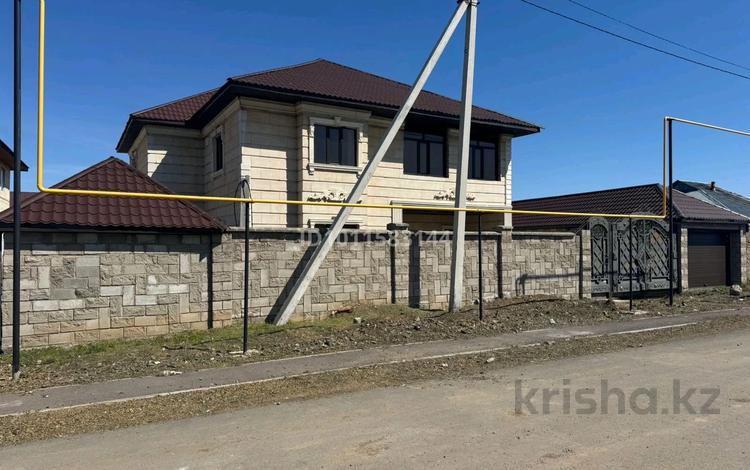Отдельный дом · 8 комнат · 700 м² · 10 сот., 2 я улица 542 — Поселок Алтынсарено за 60 млн ₸ в Астане, р-н Байконур — фото 2