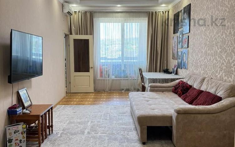 3-бөлмелі пәтер · 94 м² · 6/10 қабат, Кабанбай Батыра, бағасы: 90 млн ₸ в Алматы, Медеуский р-н — фото 2