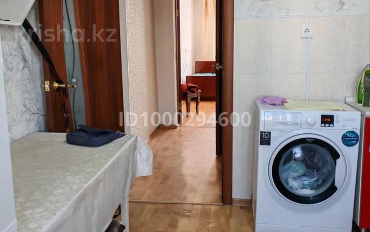 2 комнаты · 49 м² · 5/6 этаж, мкр 12 16 за 35 000 ₸ в Актобе — фото 17