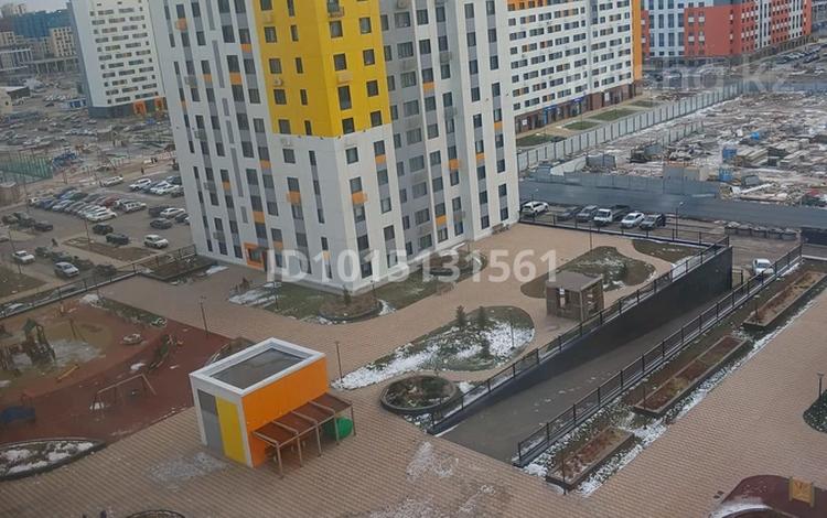 1-комнатная квартира · 42 м² · 11/22 этаж, Роза Багланова 6 за 230 000 ₸ в Астане, Нура р-н — фото 2