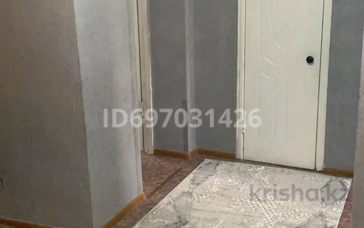 3-комнатная квартира · 100 м² · 2/2 этаж, Қазыбек би 11/8 — Әкімшілік,сэс за 15 млн 〒 в  — фото 2