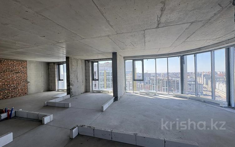 4-бөлмелі пәтер · 135 м², Туран 37/2, бағасы: 136 млн ₸ в Астане, Нура р-н — фото 2