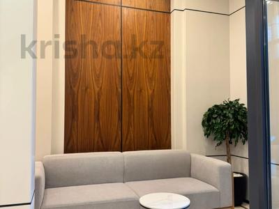 2-бөлмелі пәтер · 77 м² · 8/21 қабат, Конаева 5, бағасы: 70 млн ₸ в Астане, Есильский р-н