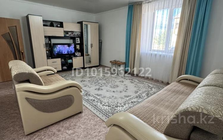 1-бөлмелі пәтер · 39.4 м² · 1/2 қабат, Холодный ключ 1а — Цветочная, бағасы: 6.5 млн ₸ в Семее — фото 2