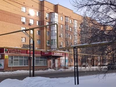 4-комнатная квартира · 90 м² · 5/9 этаж, Молдагулова 3 — Жк Орталык маг Джентльмен за 34.5 млн 〒 в Уральске