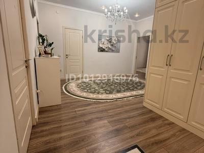3-бөлмелі пәтер · 110 м² · 5/10 қабат, 16-й мкр 92 — Напротив Байтерек, бағасы: 40 млн ₸ в Актау