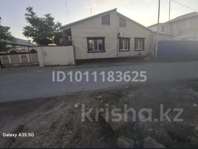 Отдельный дом · 6 комнат · 180 м² · 10 сот., мкр. Алмагуль, Евгений Брусиловский 25 — Чехов за 37 млн ₸ в Атырау