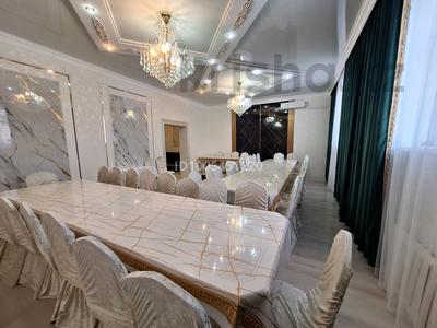 Отдельный дом · 10 комнат · 350 м² · 10 сот., Кокорай 10 — Обаган за 145 млн 〒 в Астане, Алматы р-н