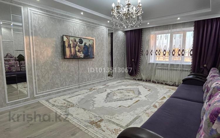 2-комнатная квартира · 77 м² · 5/5 этаж, мкр. Алтын орда, Мустафа Шокай 28 за 26.2 млн ₸ в Актобе — фото 2