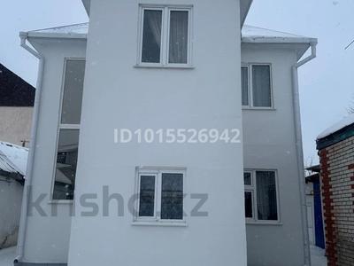 Отдельный дом · 4 комнаты · 100 м² · 3 сот., Иванова 33 — Возле монумента “Вечный Огонь” за 50 млн ₸ в Уральске, мкр Школьник