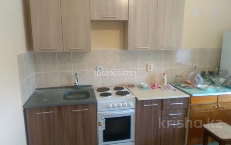 1-комнатная квартира · 10 м² · 8/9 этаж, Карагайлы 35 — Карагайлы 35 за 90 000 ₸ в Семее — фото 2