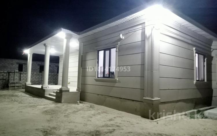 Жеке үй · 3 бөлме · 220 м² · 10 жүзд., Мкр Атырау даденби 76 — Мектеп жак бетте, бағасы: 37 млн ₸ в Кульсары — фото 2