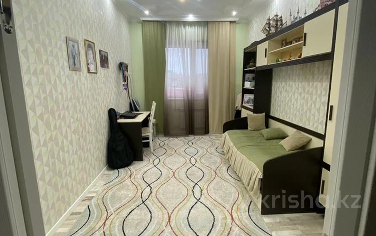 5-бөлмелі пәтер · 165 м² · 4/5 қабат, 27-ш/а. 87, бағасы: 53 млн ₸ в Актау, 27-й мкр — фото 2