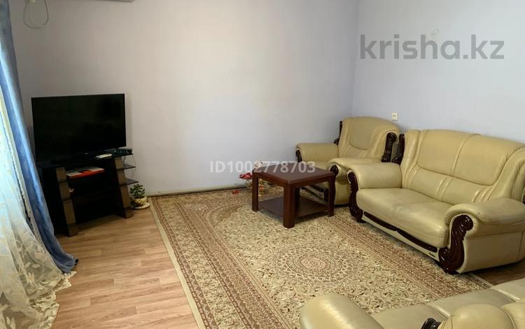 2-комнатная квартира · 60 м², Танистая за 8 000 ₸ в Актау, мкр Приморский — фото 2