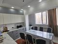 4-комнатная квартира · 135 м² · 3/7 этаж, 19-й мкр 45 за 25 000 ₸ в Актау