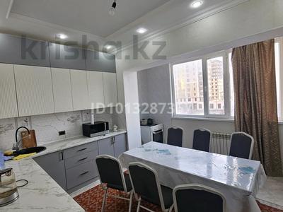 4-комнатная квартира · 135 м² · 3/7 этаж, 19-й мкр 45 за 25 000 ₸ в Актау