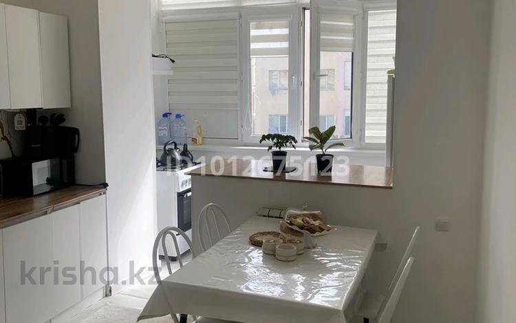 1-бөлмелі пәтер · 36 м² · 3/5 қабат, 32Б мкр 16, бағасы: 11 млн ₸ в Актау — фото 2