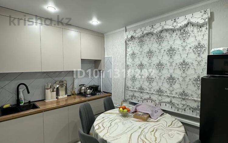 2-комнатная квартира · 43.9 м² · 2/5 этаж, Жанбыл Жабаев 75 — Рядом есть школа, садик за 8 млн ₸ в Кандыагаш — фото 2