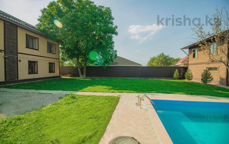 Дом · 5 комнат · 220 м², Рахымбая Ханалы 63 за 120 000 〒 в Алматы, Наурызбайский р-н — фото 4